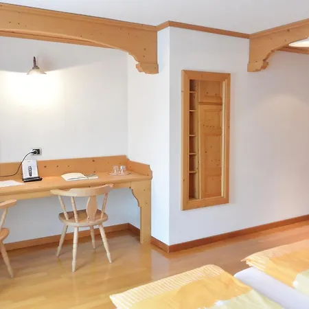 Garni Al Plan 호텔 3*