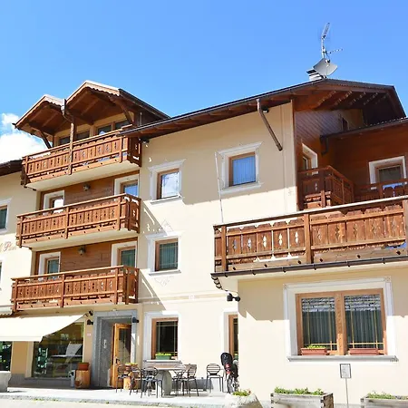 Otel Garni Al Plan 3*